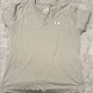 Under Armour Women's Grey V-Neck Top